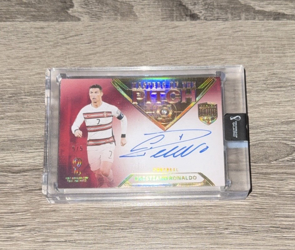 2022 Panini Eminence Cristiano Ronaldo MOTP Diamond On Card Auto 5/5 (1/1)